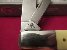 Case XX 2019 Yellow Barlow Pattern # 32009 1/2 SS Case XX 2019 Yellow Barlow Pattern # 32009 1/2 SS