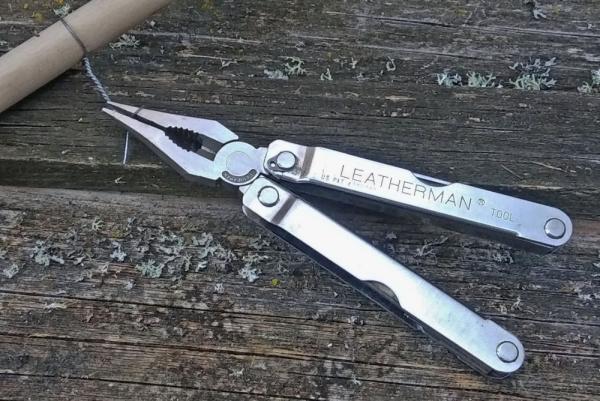 Leatherman Pocket Survival Tool Leatherman Pocket Survival Tool
