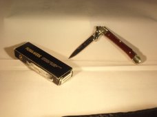 Puma P220560W - Medici Small Folder Swing Guard with Rosewood Handles. (NIB) 2004 manufacture Puma P220560W - Medici Small Folder Swing Guard with Rosewood Handles. (NIB) 2004 manufacture