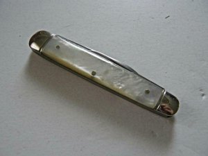 Vintage Pearl Schrade Cut Co Walden NY Knife