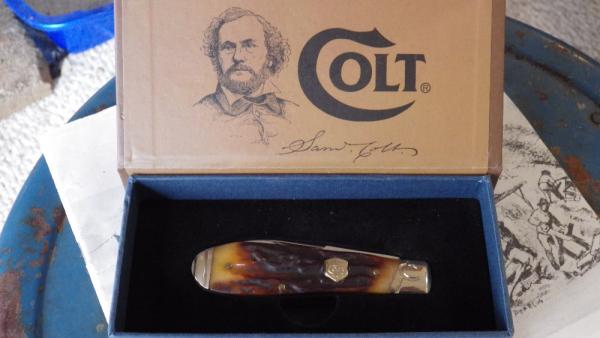 Colt 2 Blade  Tear Drop Jack Jigged Bone Handles-Presentation Box