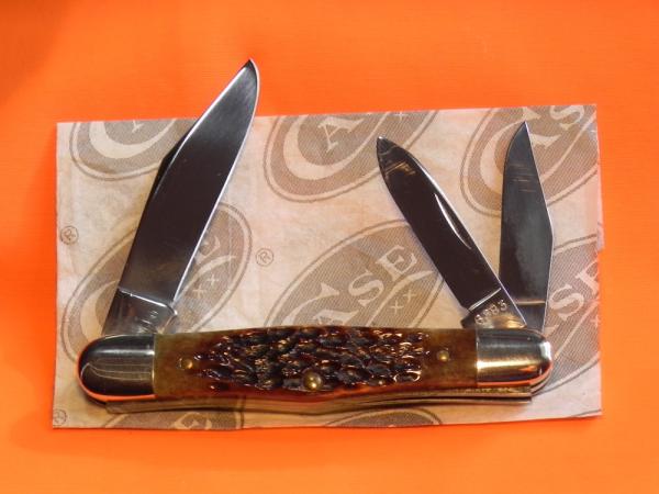 Case xx 1979 (1 dot) 3 Blade Whittler (MDL #6383) Knife w Chestnut Brown Jigged Bone Handles -NOS Case xx 1979 (1 dot) 3 Blade Whittler (MDL #6383) Knife w Chestnut Brown Jigged Bone Handles -NOS