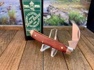 Queen Cutlery Wood Carver