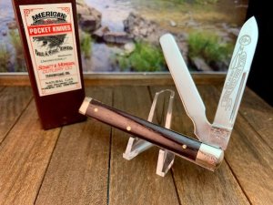 Schatt and Morgan Doctor’s Knife in Deep Green Bone. NKCA 2000 Club Knife