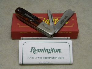 Remington Bullet USA 2008 Red Bone RB473 The Veteran Razor Barlow Knife in Box