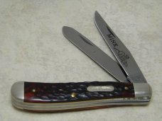 Parker-Frost USA 1978-4 (Schrade USA) Preferred Stock Series Red Bone Trapper Knife in Box Parker-Frost USA 1978-4 (Schrade USA) Preferred Stock Series Red Bone Trapper Knife in Box