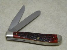 Parker-Frost USA 1978-4 (Schrade USA) Preferred Stock Series Red Bone Trapper Knife in Box Parker-Frost USA 1978-4 (Schrade USA) Preferred Stock Series Red Bone Trapper Knife in Box