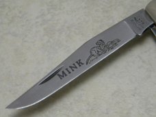 Parker-Frost USA 1978-4 (Schrade USA) Preferred Stock Series Red Bone Trapper Knife in Box Parker-Frost USA 1978-4 (Schrade USA) Preferred Stock Series Red Bone Trapper Knife in Box
