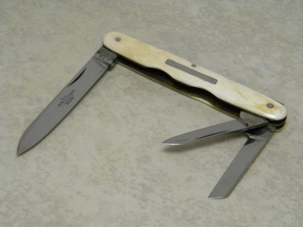 Vintage C & X Lockwood Brothers Sheffield England Genuine Ivory "Real Pampa" Whittler Knife