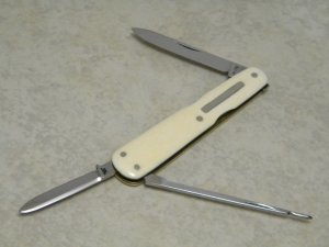 Ibberson (Stan Shaw) Sheffileld England 1976 Genuine Ivory 3 Blade Lobster Knife