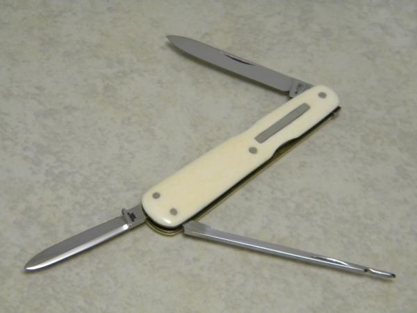 Ibberson (Stan Shaw) Sheffileld England 1976 Genuine Ivory 3 Blade Lobster Knife Ibberson (Stan Shaw) Sheffileld England 1976 Genuine Ivory 3 Blade Lobster Knife