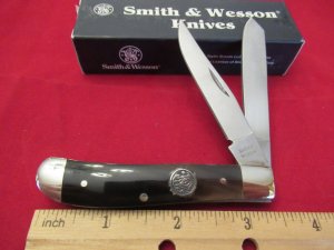 Smith & Wesson Buffalo Horn Mini Trapper Pattern # CH502BH