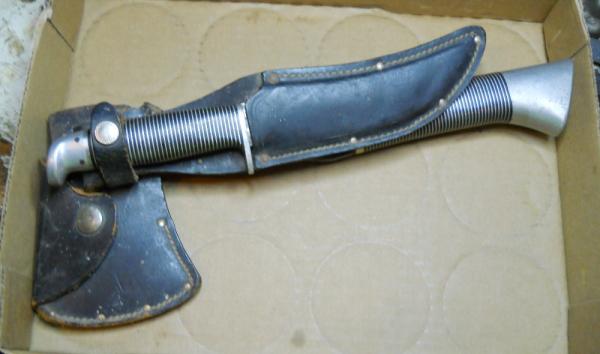 Western Black Beauty Knife / Hatchet Combo Western Black Beauty Knife / Hatchet Combo