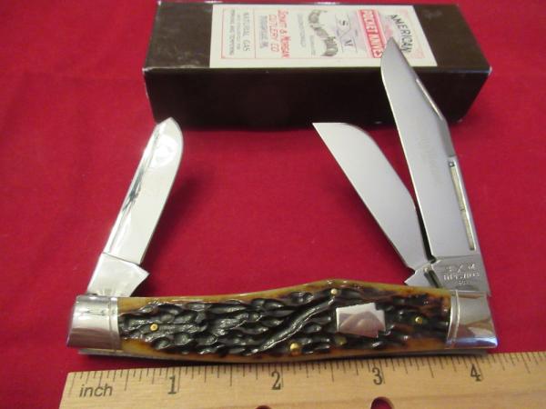 Schatt & Morgan Reverse Gunstock Goldenroot Jigged Bone Handles Pattern # 043150GR