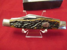 Schatt & Morgan Reverse Gunstock Goldenroot Jigged Bone Handles Pattern # 043150GR