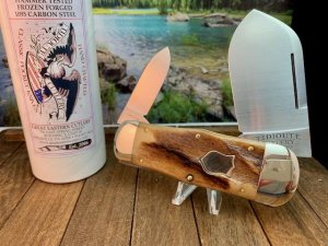Great Eastern Cutlery Tidioute #46 Whaler in Muscle Bone.