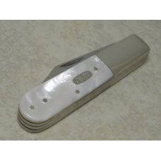 Case MM USA 2000 Pearl 82009 1/2 SS Millennium Barlow Knife Case MM USA 2000 Pearl 82009 1/2 SS Millennium Barlow Knife