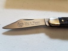 Hen & Rooster 373C-BJB 3-blade Swell Center Whittler w/Black Jigged Bone Handles. NIB Hen & Rooster 373C-BJB 3-blade Swell Center Whittler w/Black Jigged Bone Handles. NIB