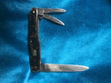 Roslers Nachfolger Austria Tortoise/Celluloid 3 Blade Whittler Roslers Nachfolger Austria Tortoise/Celluloid 3 Blade Whittler