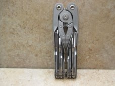 Schrade USA Tough Tool (Multi tool) 