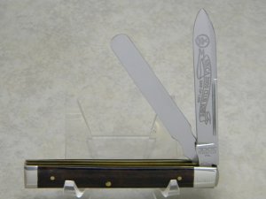 Schatt & Morgan Titusville PA. Smooth Black Horn 2000 NKCA Club Doctors Knife
