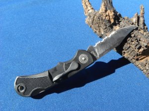 CAMILLUS DISCONTINUED NEW YORK, USA MADE, LEVER LOCK 