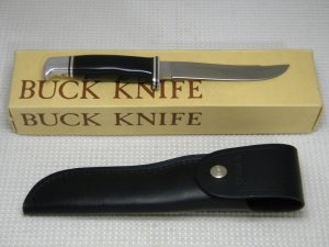 Buck 105 USA Black Pathfinder Fixed Blade Hunting Sheath Knife in Box c.1970's