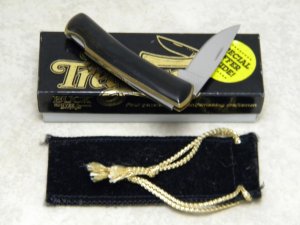 Buck 527-BK USA The Treasury Black Laminated Wood Folding Lockback Knife & Pouch in Box