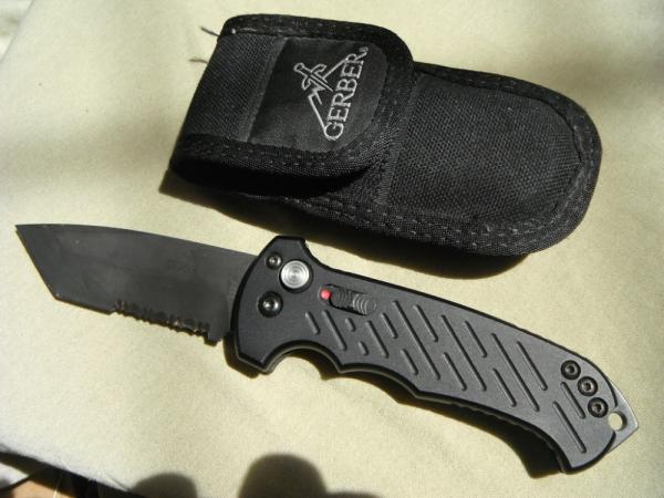 Gerber USA Auto 06 Tanto Automatic Knife Aluminum (3.7" S30V Black Serr). W/pouch. Made in USA! Gerber USA Auto 06 Tanto Automatic Knife Aluminum (3.7" S30V Black Serr). W/pouch. Made in USA!