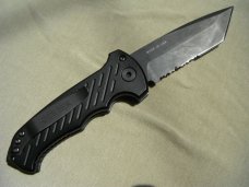 Gerber USA Auto 06 Tanto Automatic Knife Aluminum (3.7" S30V Black Serr). W/pouch. Made in USA! Gerber USA Auto 06 Tanto Automatic Knife Aluminum (3.7" S30V Black Serr). W/pouch. Made in USA!
