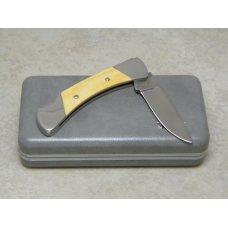 Buck USA Model # 506 White Knight Ivory Micarta Lockback Knife & Velvet Pouch in Box Pre 1986 Buck USA Model # 506 White Knight Ivory Micarta Lockback Knife & Velvet Pouch in Box Pre 1986