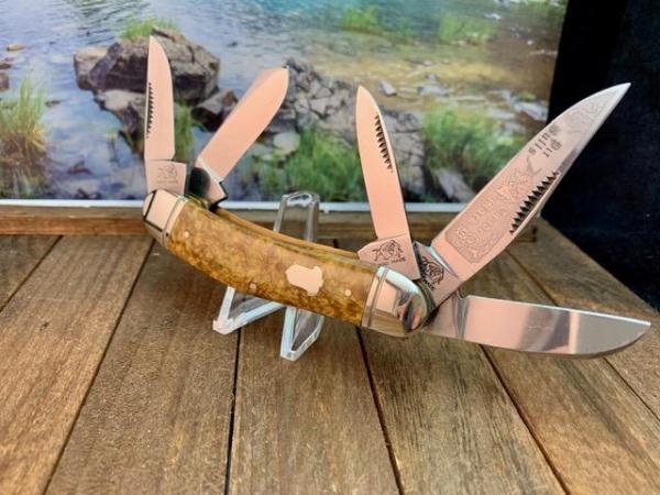 Bulldog 5 Blade Sowbelly in Burl Brown Celluloid, 1993 Date and Fighting Bulldogs Tang and Blade Etc Bulldog 5 Blade Sowbelly in Burl Brown Celluloid, 1993 Date and Fighting Bulldogs Tang and Blade Etc