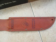 KA-BAR USMC Fighting Knife   New In Box 