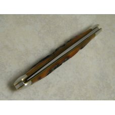 Queen Cutlery Co. Titusville PA, USA PH-D2 Bone Stag #11 Slimline Trapper Farmers Jack Knife Queen Cutlery Co. Titusville PA, USA PH-D2 Bone Stag #11 Slimline Trapper Farmers Jack Knife