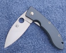 Spyderco C65TIP –  Titanium Lum Chinese