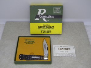 Remington UMC USA 1990 Genuine Bone R1306 Engraved Silver Bullet Tracker Lockback Knife in Box