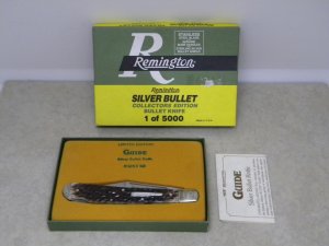 Remington UMC USA 1992 Genuine Bone R1253 Engraved Silver Bullet Guide Lockback Knife in Box