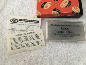 Vintage Case XX ' MOONSTONE' Sharpening stone w/ papers, plastic case, cardboard 'pumpkin' box - VG+