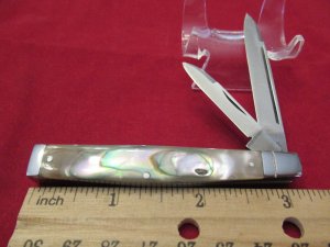 Queen Dan Burke Limited Edition Abalone Serpentine Doctors Knife  Black Lip Pearl 