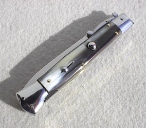 NEW OLD STOCK ITALIAN STILETTO 9" GENUINE BRAZILIAN HORN SWING GUARD KNIFE 