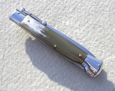 NEW OLD STOCK ITALIAN STILETTO 9" GENUINE BRAZILIAN HORN SWING GUARD KNIFE