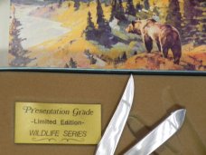 Vintag Queen Trapper Knife w Beautiful Gnarly Deer Stag Handles +Display Box. 1st Ed Wildlife Series Vintag Queen Trapper Knife w Beautiful Gnarly Deer Stag Handles +Display Box. 1st Ed Wildlife Series