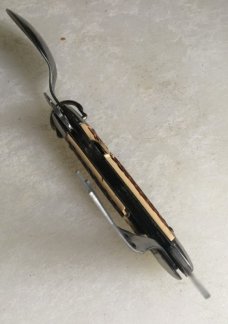 Vintage Colonial Hobo knife - Staglon scales- long pull - Bail loop - Excellent condition Vintage Colonial Hobo knife - Staglon scales- long pull - Bail loop - Excellent condition
