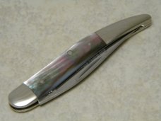 Schatt & Morgan Titusville PA. 2005 Black Lip Mother of Pearl 151116 Mini Toothpick Knife in Box