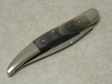 Schatt & Morgan Titusville PA. 2005 Black Lip Mother of Pearl 151116 Mini Toothpick Knife in Box