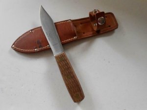 Never Used Russell& Co. Riverworks Fixed Blade Knife with Sheath