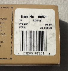 CASE XX USA PEANUT 8220 GENUINE MOTHER OF PEARL KNIFE WITH ORIGINAL BOX AND SLEEVE