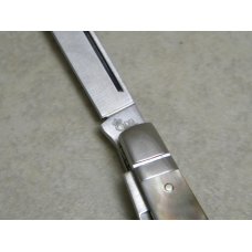 Queen Cutlery Co. Dan Burke BG42 Black Lip Pearl Serpentine Doctors Knife in Box Queen Cutlery Co. Dan Burke BG42 Black Lip Pearl Serpentine Doctors Knife in Box