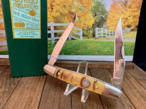 Canal Street NKCA Club Knife Oiled Rams Horn Handle Muskrat 