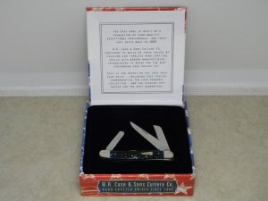 Case XX USA 2018 Jigged Blue Bone 6318 Serpentine Stockman Knife in Box